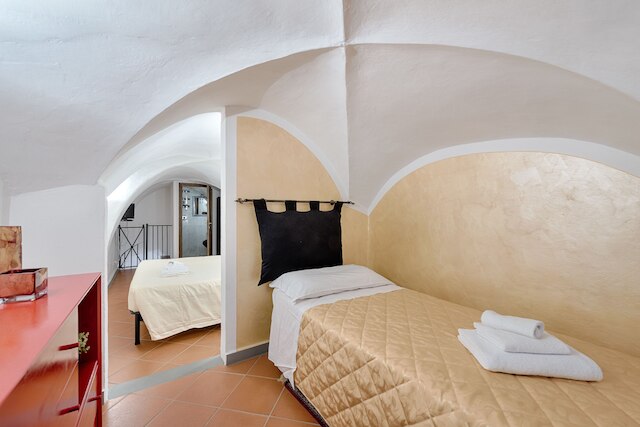 サント スピリト フレスコス バイ メガ