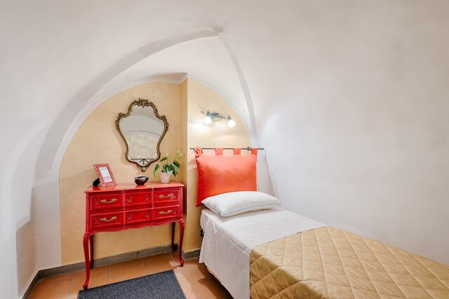 サント スピリト フレスコス バイ メガ