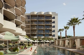 ザ カリレ ホテル