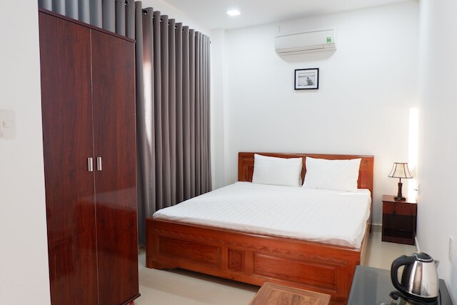 ホワイト ライオン ハウス