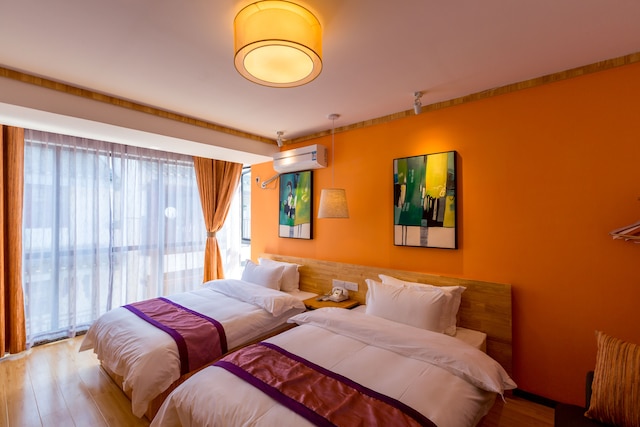 ムーン フラワー ホテル