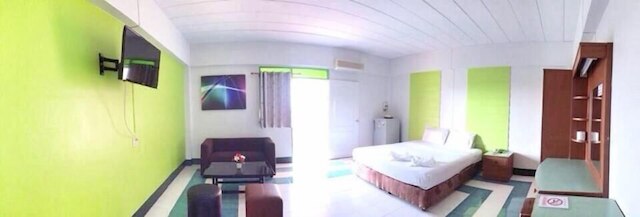 カムキュウ ウドーン