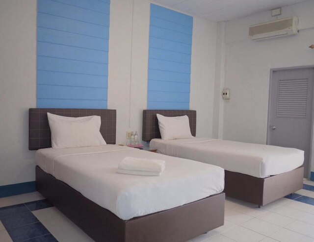 カムキュウ ウドーン