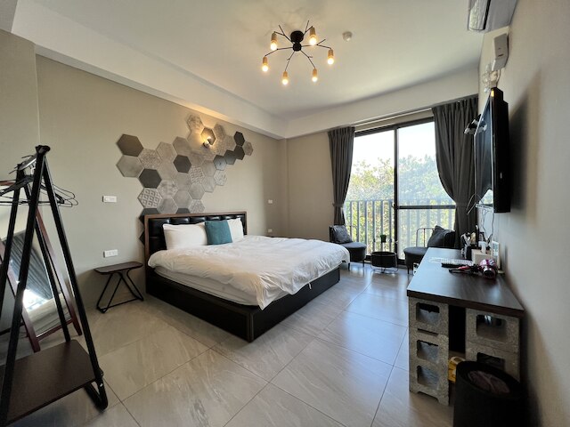 ペニンシュラ イン