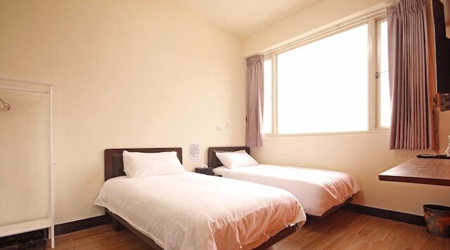 ドゥ チュアン トウ (渡船頭民宿)