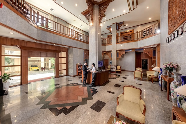 オリエンタル パレス アパートメンツ ハノイ