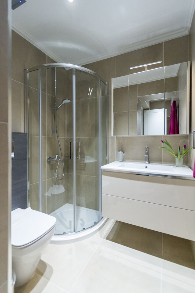 2 パレス ガーデンズ