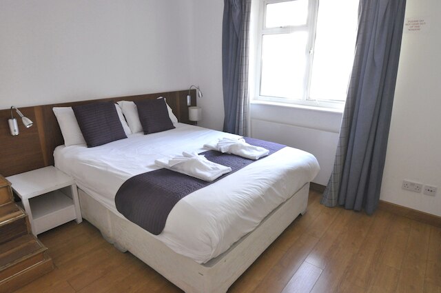 ケンジントン ホテル アパートメンツ