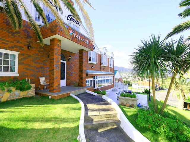 ペンション100万本のバラ