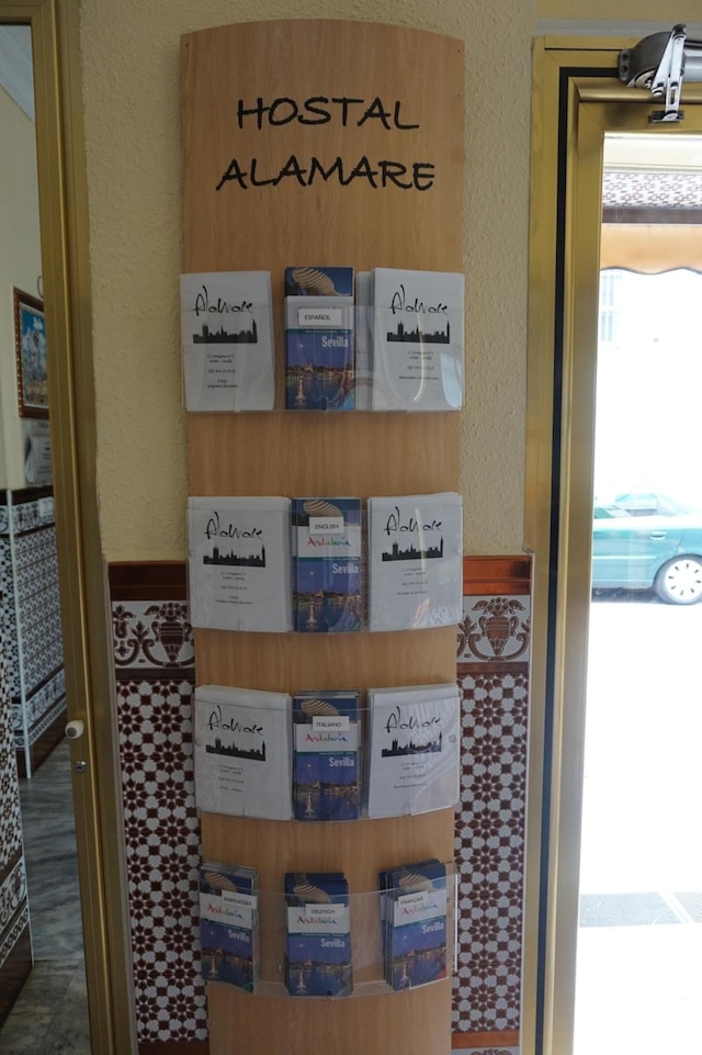 ホスタル アラマーレ