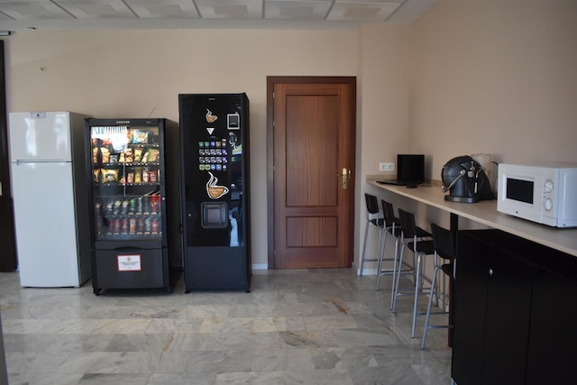 ホスタル アラマーレ