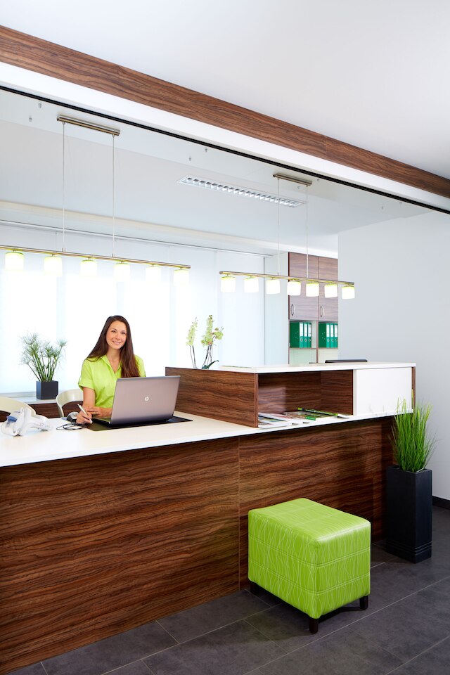 ホテル グッド ルームズ グントラムスドルフ