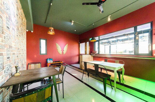 シー ブリーズ B & B