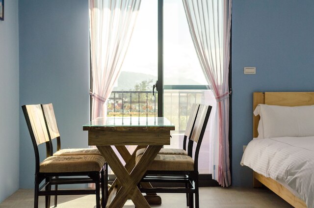 シー ブリーズ B & B