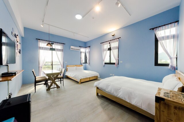 シー ブリーズ B & B