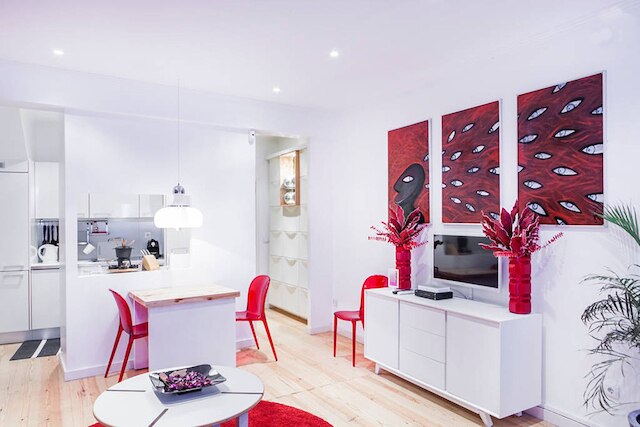 シアード イズ シック カーム バイ アパートメンツ アルファマ