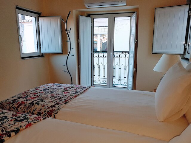 マルティン バズ バイ アパートメンツ アルファマ