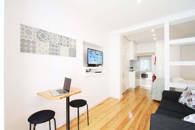 マルティン バズ デザイン バイ アパートメンツ アルファマ