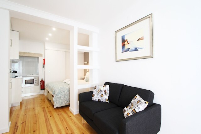 マルティン バズ デザイン バイ アパートメンツ アルファマ