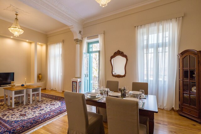 アーデコ アテネ