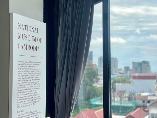 SKY ホテル セントラル プノンペン ルームズ & アパートメンツ