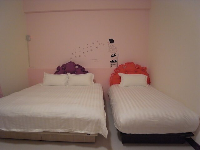 オマン イズ ベリー ハッピー B&B (阿曼很快樂電梯民宿)