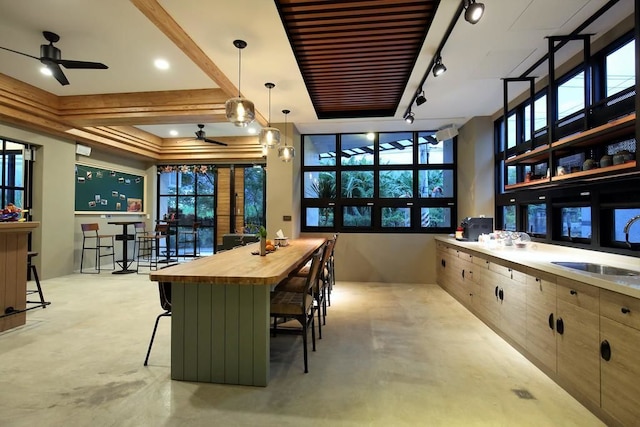 ミドリ ホステル (咪荳莉生活旅店)