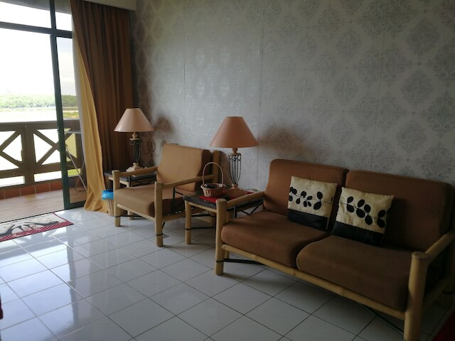 アイディール マコタ アパートメント