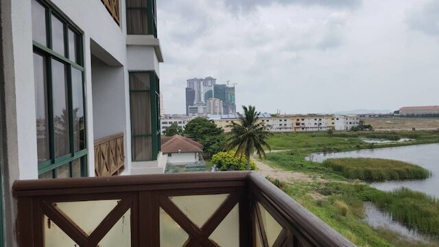 アイディール マコタ アパートメント