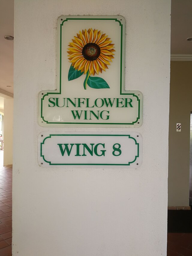 アイディール マコタ アパートメント