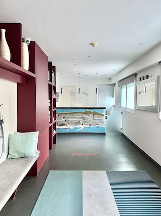 ホスタル アポロ