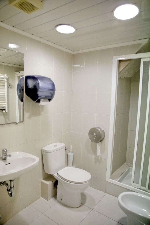 ホスタル アポロ