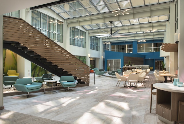 イーブン ホテル ピッツバーグ ダウンタウン by IHG