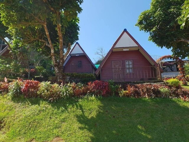 ウクライスト ファーム ヒル リゾート