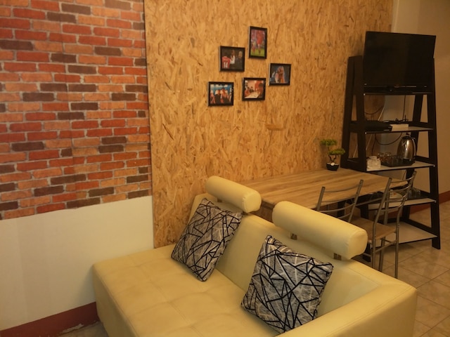 テイクミーホーム - ホステル