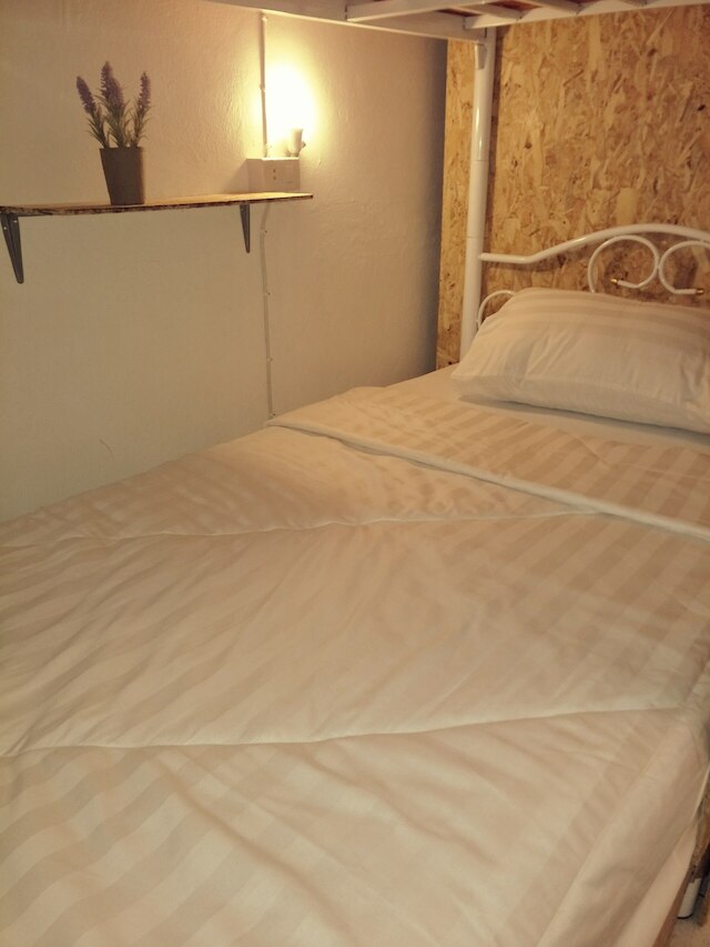 テイクミーホーム - ホステル