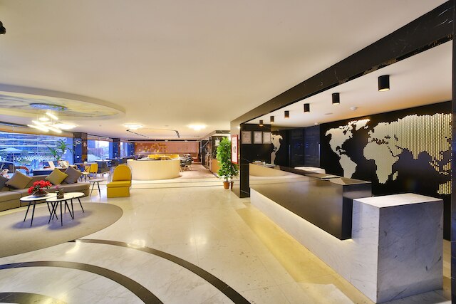 イビス スタイルズ イスタンブル ボモンティ