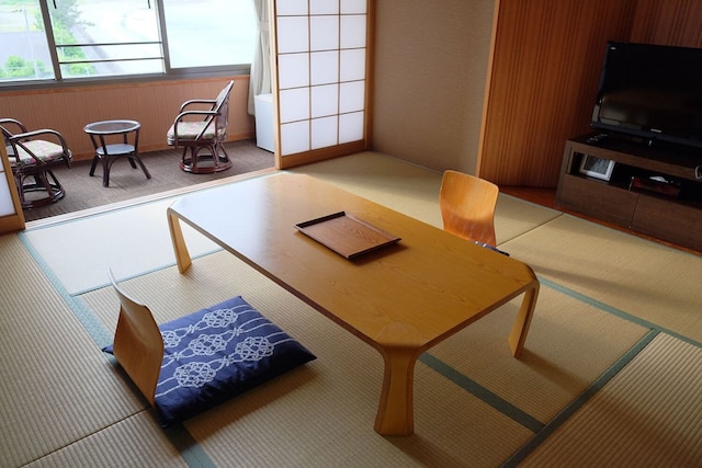 サンライズ 勝浦