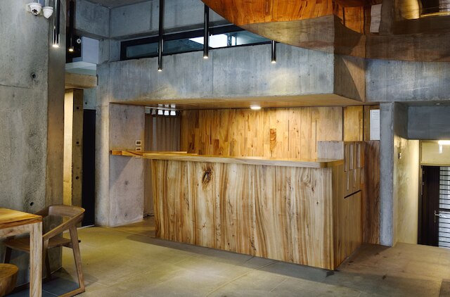 ファハウス (後灣發宅清水模海景民宿)