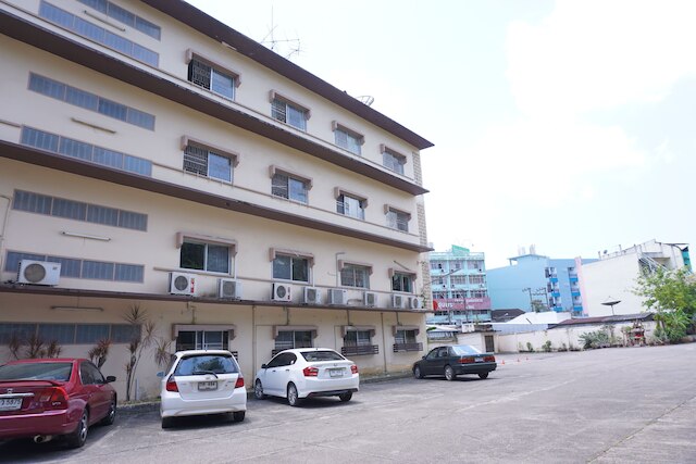 スリ チュンポーン ホテル