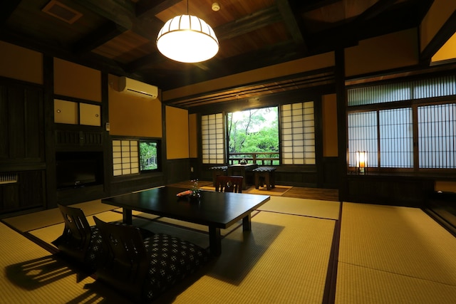 山あいの宿 喜安屋