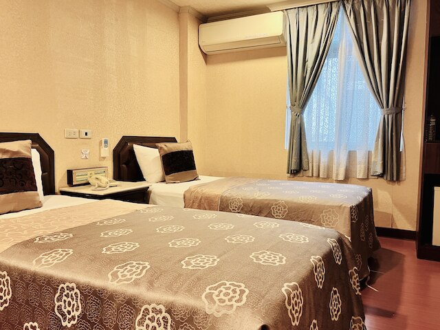 シンユェ モーテル (新悅汽車旅館)