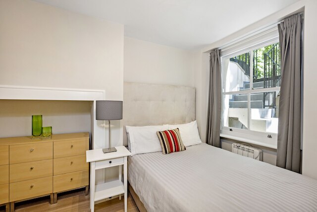 ザ サセックス ガーデン アパートメント