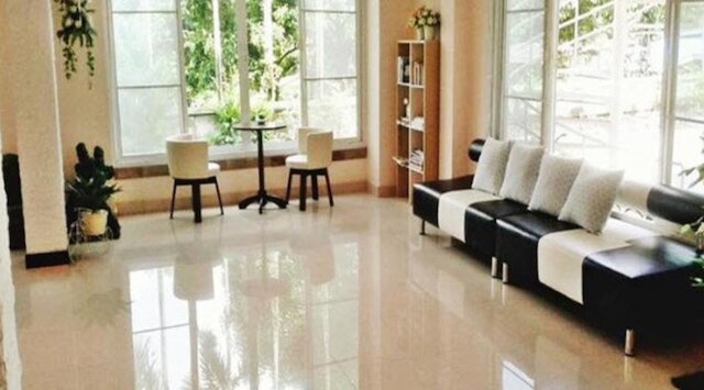 チュンフォン トラベロッジ ホテル