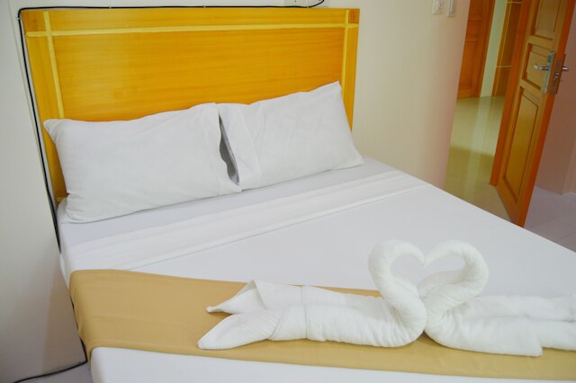 チェリーズ コート ヤード