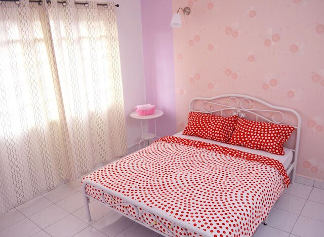 マニスマニス ピンク レディー コテージ