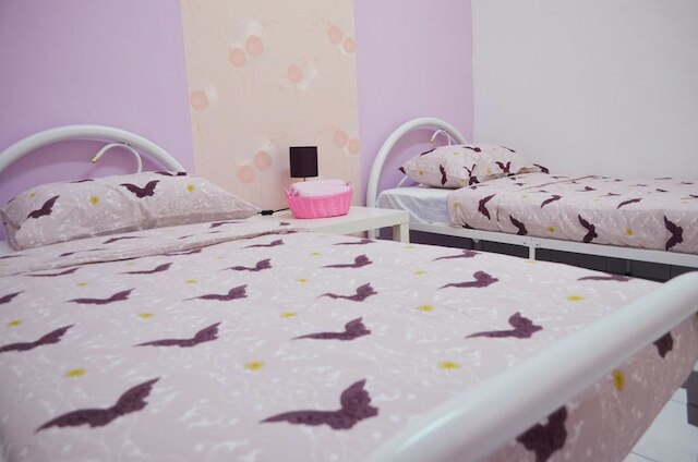 マニスマニス ピンク レディー コテージ