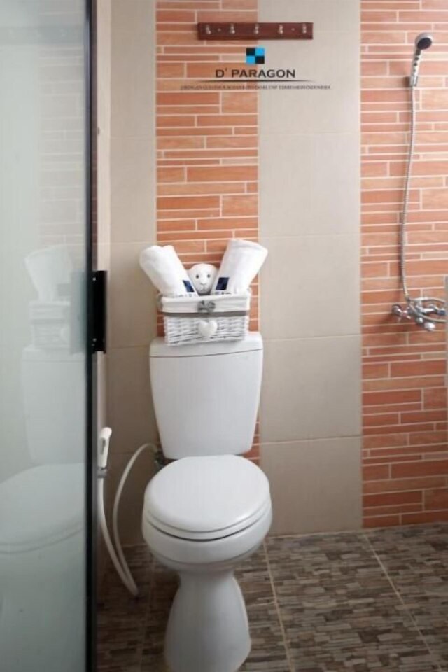 デ パラゴン カラン マラン