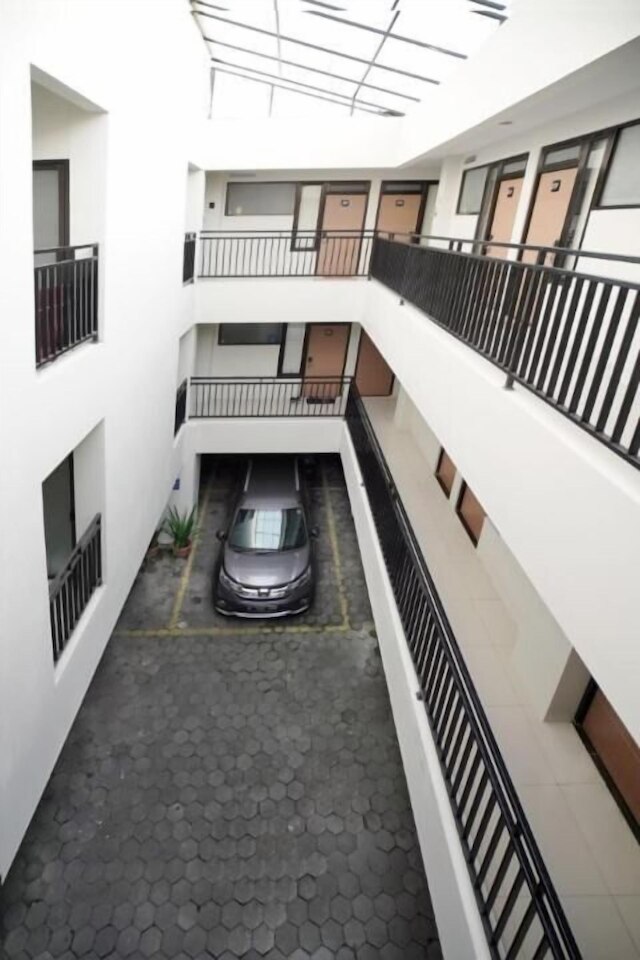 デ パラゴン カラン マラン