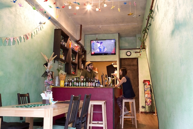 バックステージ 大阪 ホステル & バー